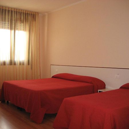 פורטו טולה Hotel Ristorante Klaus מראה חיצוני תמונה