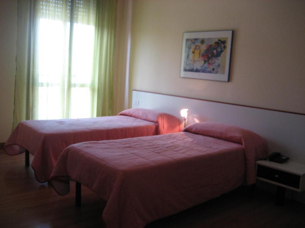 פורטו טולה Hotel Ristorante Klaus חדר תמונה